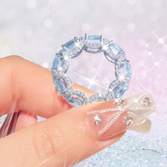 Full diamantring i marineblått💍Den perfekte valentinsdaggaven💝