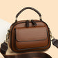 Moteartikler - Elegant dobbelt lags crossbody veske med bred stropp