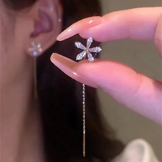 🔥Varmt salg 49% OFF🔥🔥Skinnende diamantblomsterøreringer