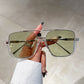 Lette og Trendy Solbriller med Tonede Glass