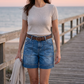 Denim-bermudashorts for damer, med middels høy midje og lommer